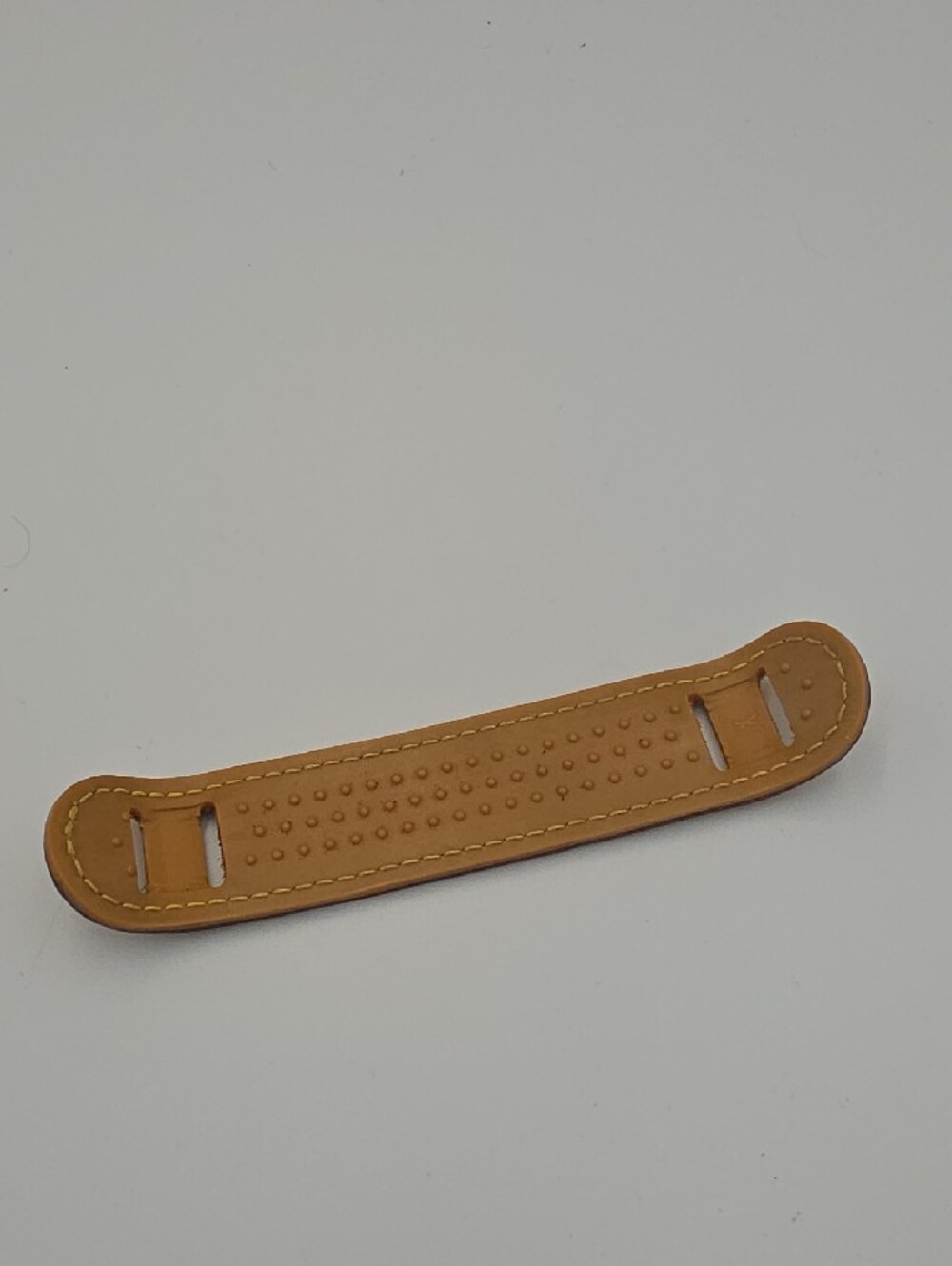 Louis Vuitton Tan Leather Strap Shoulder Pad Accesory (EUC)✨️ - Picture 4 of 6